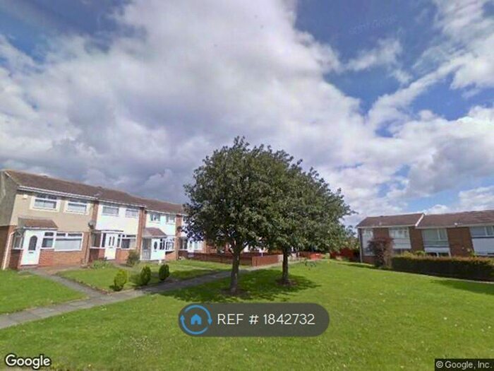 2 Bedroom Flat To Rent In Wentworth Grove, Hartlepool, TS27