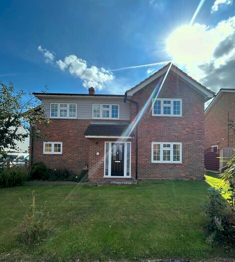 4 Bedroom Detached House To Rent In Kings Walk, Tollesbury, CM9