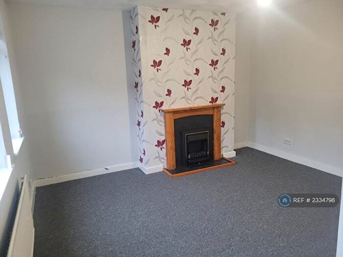 3 Bedroom Semi-Detached House To Rent In Nodder Road, Sheffield, S13