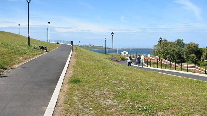 2 Bedroom Flat For Sale In Lawe Road, South Shields, NE33