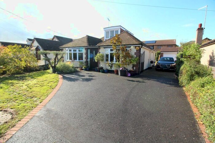 2 Bedroom Property To Rent In Friern Gardens, Wickford, SS12