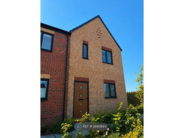 2 Bedroom Semi Detached House To Rent In Olympus Close, Doncaster, DN9