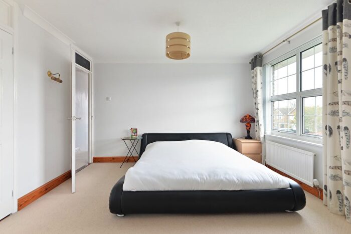 5 Bedroom Detached House For Sale In Harkness Drive, Canterbury, CT2