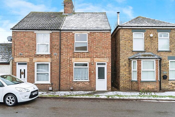 2 Bedroom End Of Terrace House For Sale In Benwick Road, Doddington, March, PE15