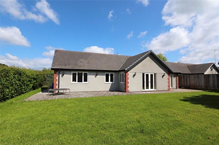 4 Bedroom Bungalow For Sale In Canna Park Drive, Highampton, EX21