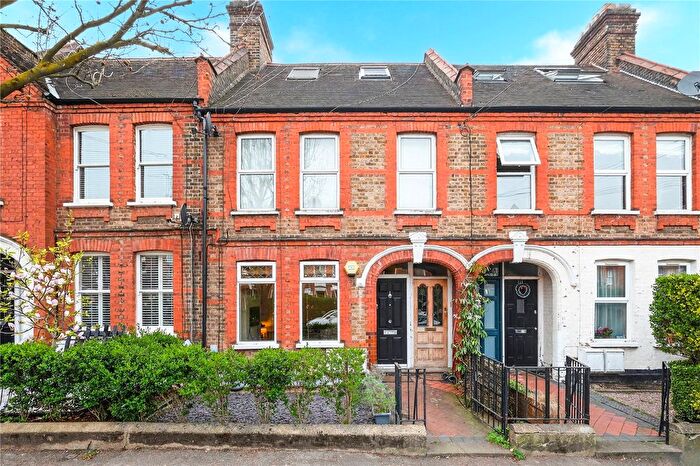 1 Bedroom Flat For Sale In Diana Road, Walthamstow, London, E17