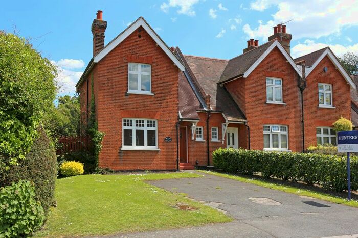 2 Bedroom Cottage To Rent In Old Perry Street, Chislehurst BR7