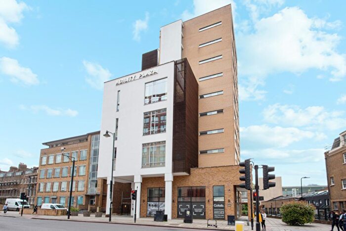 2 Bedroom Apartment To Rent In Ability Plaza, Dalston London, E8