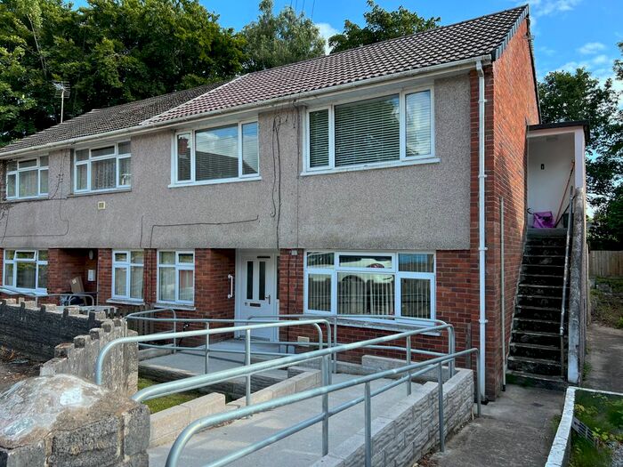 1 Bedroom Flat To Rent In Llwyncelyn Avenue, Pontarddulais, Swansea, SA4