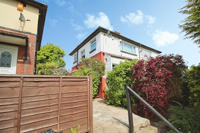 3 Bedroom Semi Detached House For Sale In Kirkstall Road, Leeds, LS4