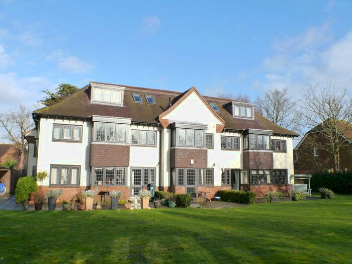 2 Bedroom Flat To Rent In Paveley House, Fishbourne Road East, Chichester, PO19