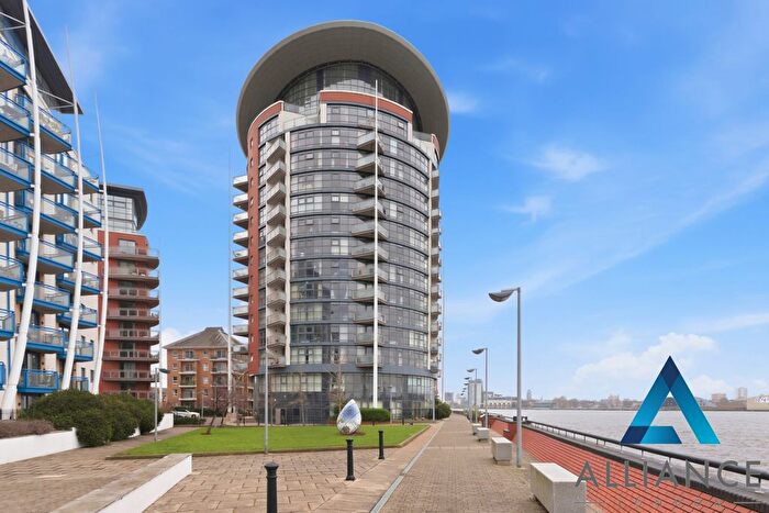 1 Bedroom Flat To Rent In Orion Point, London, E14