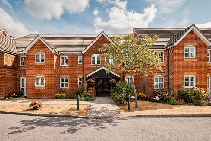 2 Bedroom Retirement Property For Sale In Chaldon Road, Caterham, CR3