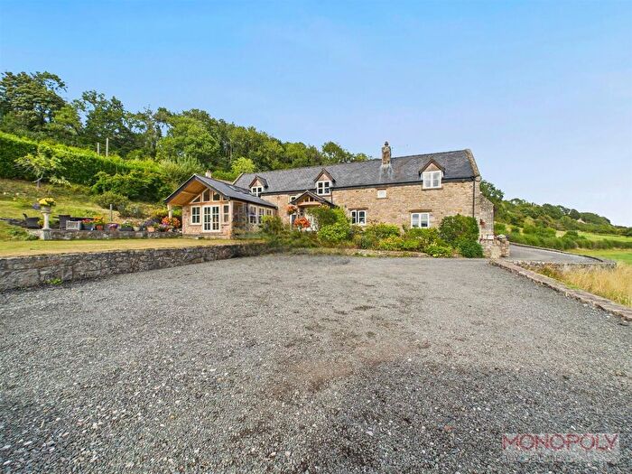 6 Bedroom Detached House For Sale In Cymau Lane, Cymau, Wrexham, LL11