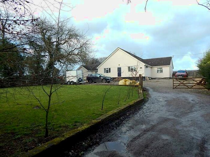 5 Bedroom Chalet House For Sale In Swaysland, Tanners Green, Garvestone, Norwich, Norfolk NR9