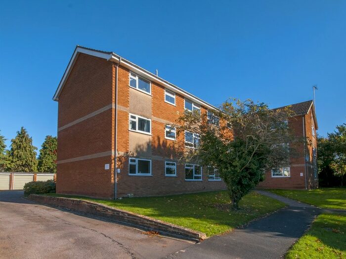 Studio For Sale In Woodlands Road, Witney, OX28