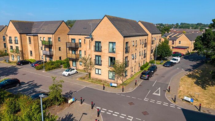 2 Bedroom Flat For Sale In Rhodfa Crughywel, St. Mellons, CF3