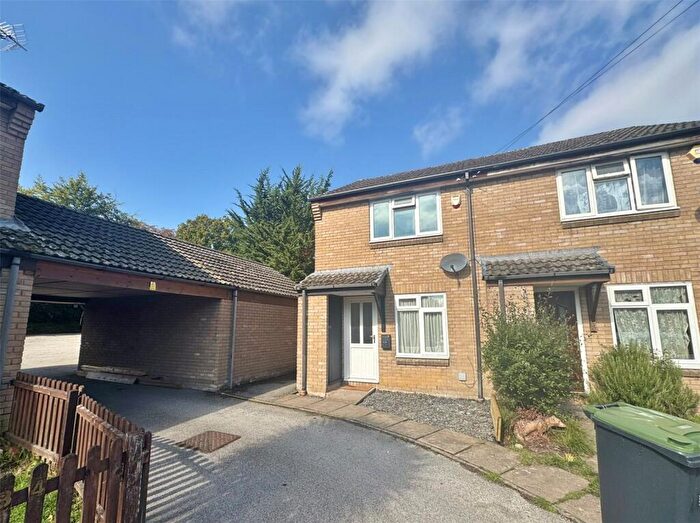 2 Bedroom End Of Terrace House To Rent In Cotswold Close, Verwood, Dorset, BH31