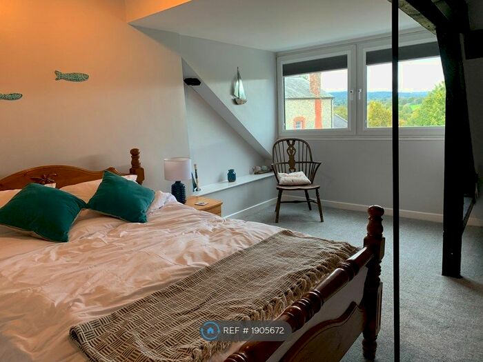 2 Bedroom Terraced House To Rent In Castle Street, Axminster, EX13