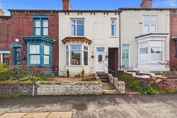 4 Bedroom Terraced House For Sale In Chesterfield Road, Woodseats, S8