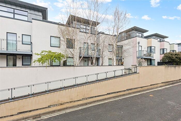 2 Bedroom Flat For Sale In Cranham Street, Oxford, Oxfordshire, OX2