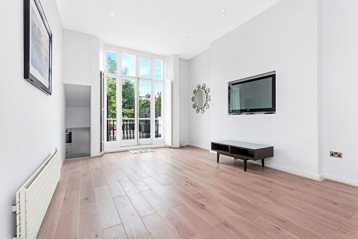 2 Bedroom Flat To Rent In Onslow Gardens, London, SW7