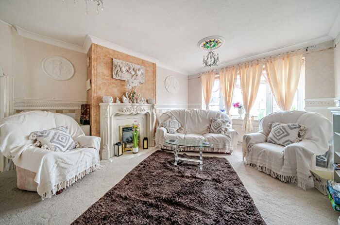 2 Bedroom Maisonette For Sale In Hatherley Road, Sidcup, DA14 - Photo 2