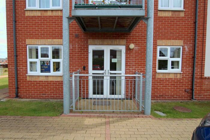 2 Bedroom Property To Rent In Birch Tree Drive, Hedon, Hull, HU12