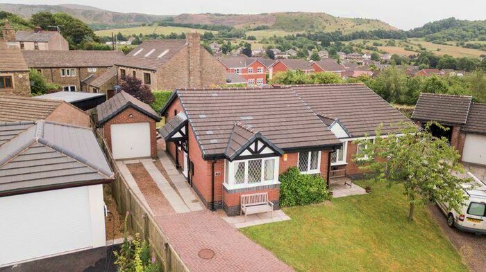 2 Bedroom Semi-Detached House For Sale In Highergate Close, Huncoat, BB5