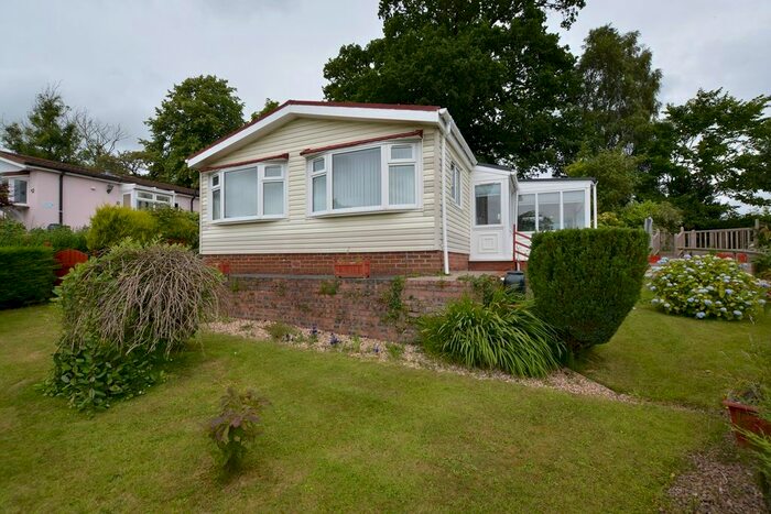2 Bedroom Park Home For Sale In Neilshill Park, Mossblown, KA6