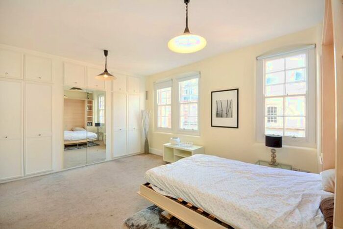 Studio To Rent In Ambrosden Avenue, Westminster, London, SW1P