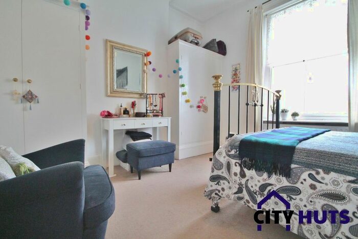 1 Bedroom Flat To Rent In St. Augustines Road, London, NW1