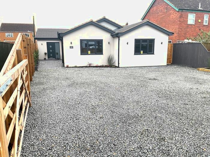 4 Bedroom Detached Bungalow To Rent In Church Road, Wisbech St. Mary, Wisbech, PE13