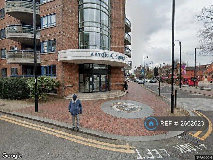 2 Bedroom Flat To Rent In Astoria Court, Purley, CR8