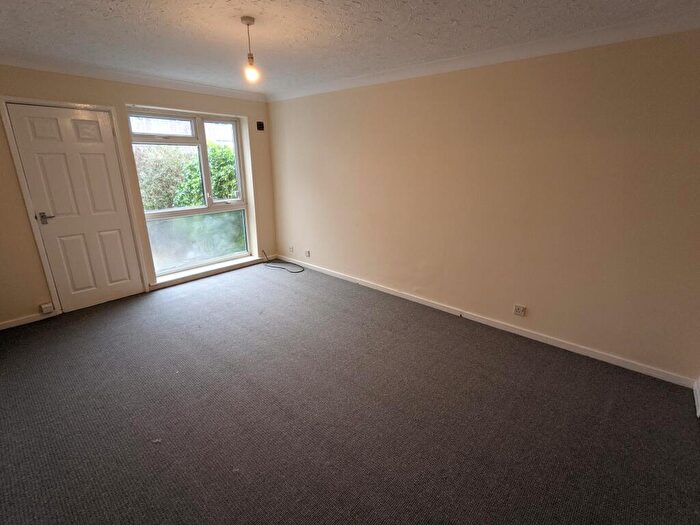 2 Bedroom Flat To Rent In Barrasford Road, Newton Hall, Durham, DH1