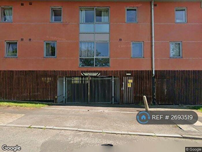 2 Bedroom Flat To Rent In Wyck Beck Road, Bristol, BS10