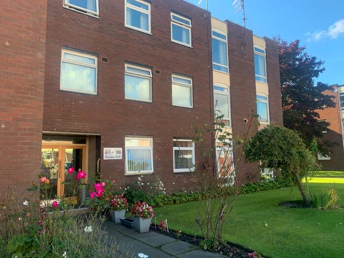 2 Bedroom Flat To Rent In Verdala Park, Allerton, Liverpool, L18