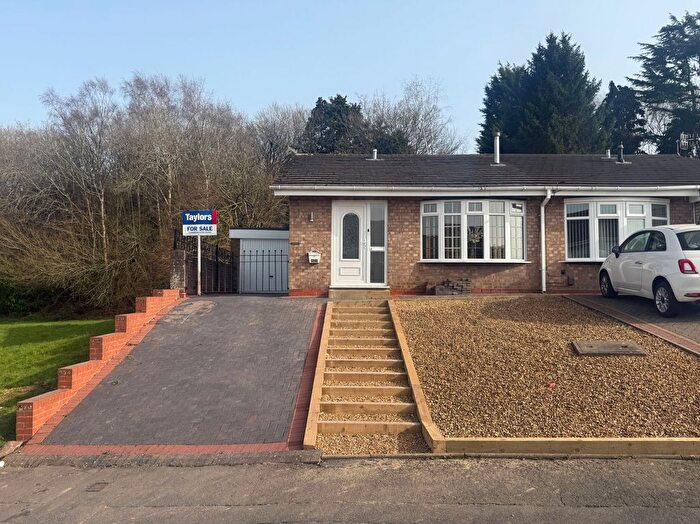 2 Bedroom Semi Detached House For Sale In Seymour Road, Wollescote, Stourbridge, DY9