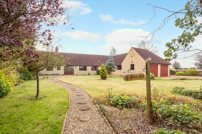 4 Bedroom Property For Sale In Barn End, Wilsthorpe, Stamford, Lincolnshire PE9