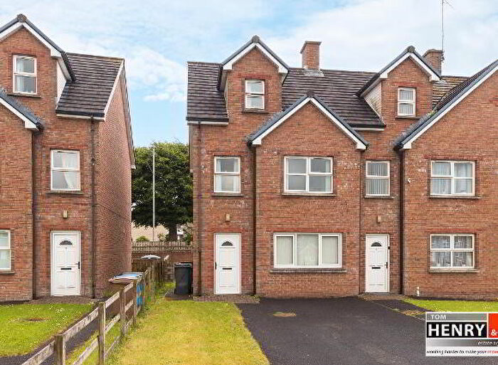 4 Bedroom End TownHouse For Sale In Annagole, Dungannon, BT70