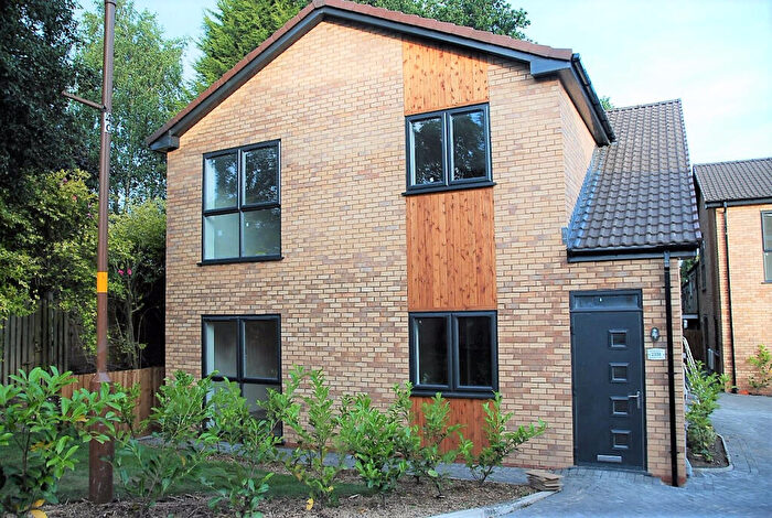 2 Bedroom Apartment To Rent In Braceby Avenue, Birmingham, West Midlands, B13