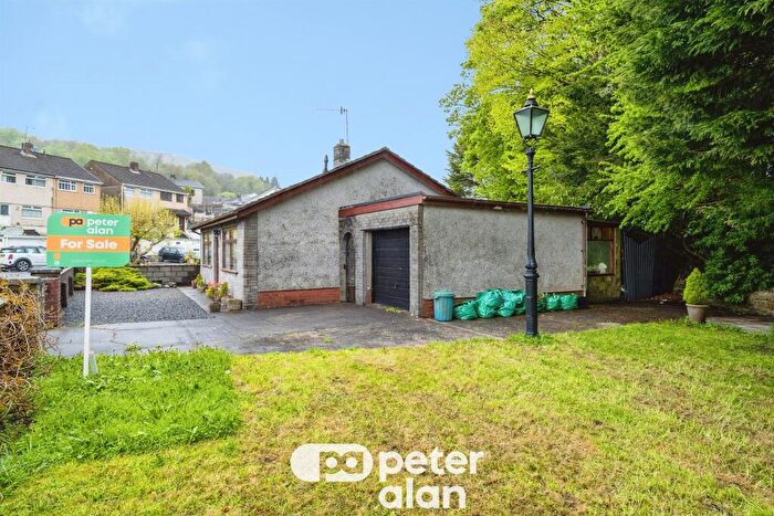 2 Bedroom Detached Bungalow For Sale In Highlands Close, Neath, SA10