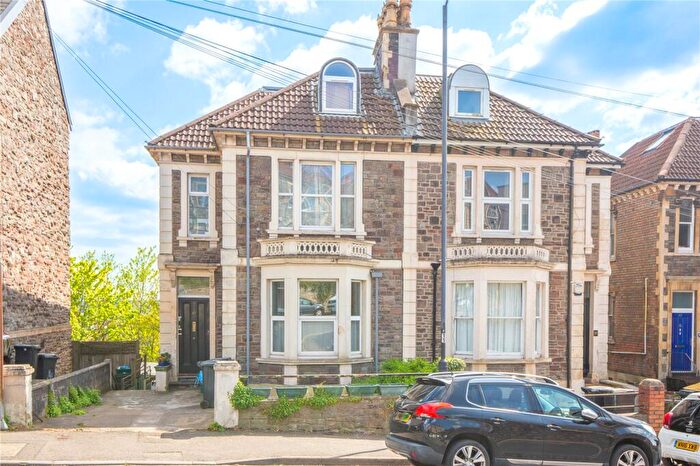 1 Bedroom Apartment For Sale In Cromwell Road, St. Andrews, Bristol, BS6