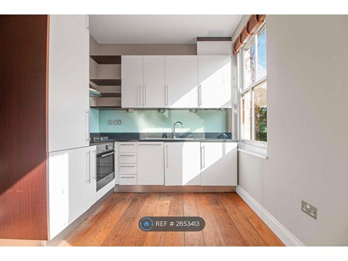 1 Bedroom Flat To Rent In Greenwood Road, London, E8