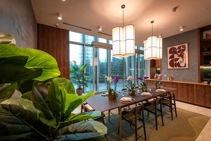 Studio To Rent In Square Gardens, Wilmott Street, Manchester, Greater Manchester, M15