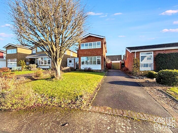 4 Bedroom Detached House For Sale In Dyson Close, Lutterworth, LE17