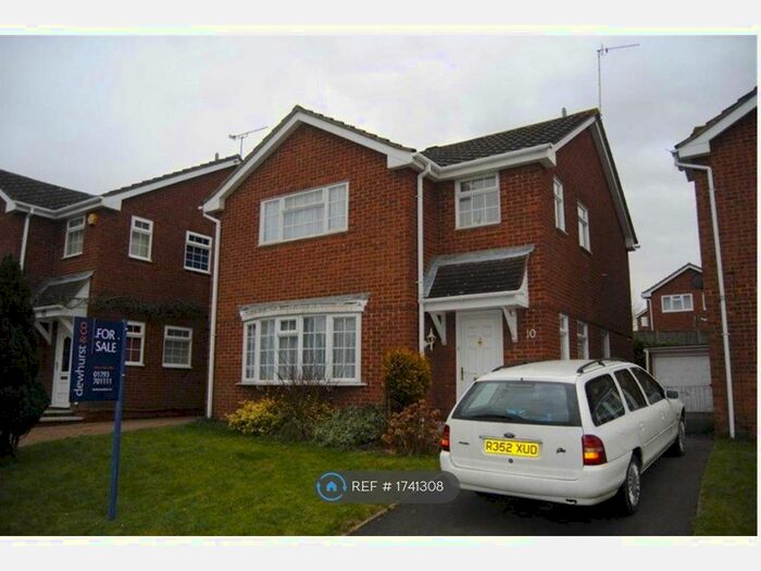4 Bedroom Detached House To Rent In King Charles Road, Freshbrook, Swindon, SN5