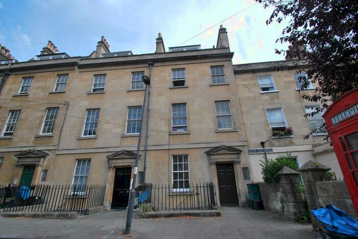 1 Bedroom Apartment To Rent In Kensington Place, Bath, BA1