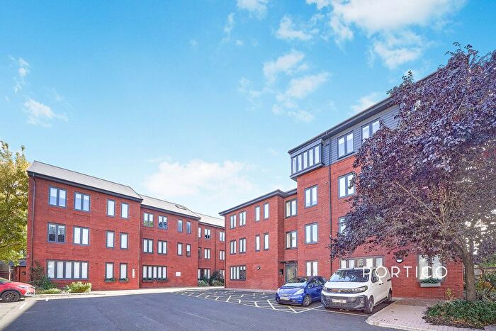 1 Bedroom Studio To Rent In Romford Road, E15