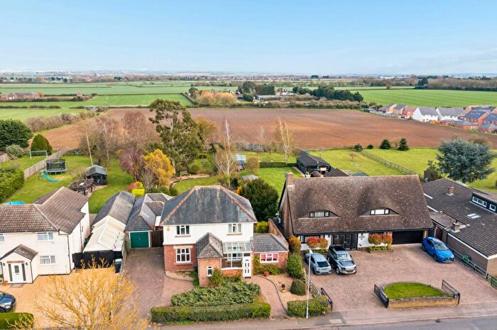 3 Bedroom Detached House For Sale In Shefford Road, Meppershall, Shefford, SG17